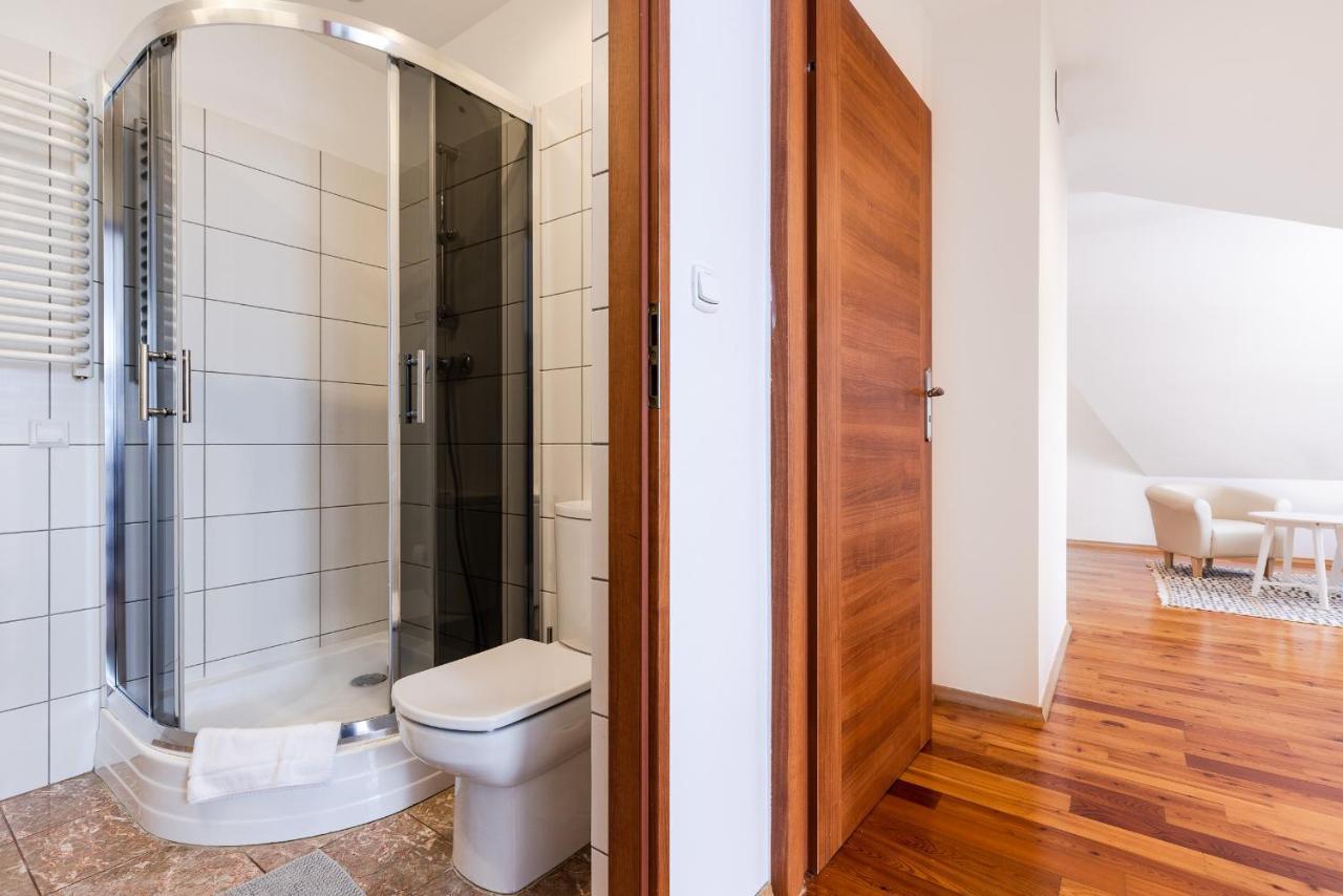 Rentplanet - Apartamenty Krzeptowki ザコパネ エクステリア 写真