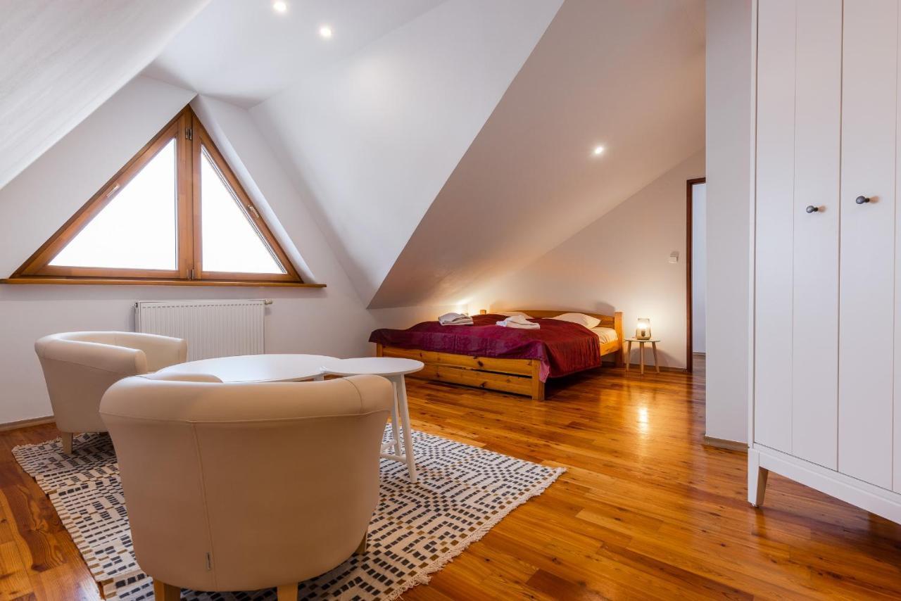 Rentplanet - Apartamenty Krzeptowki ザコパネ エクステリア 写真