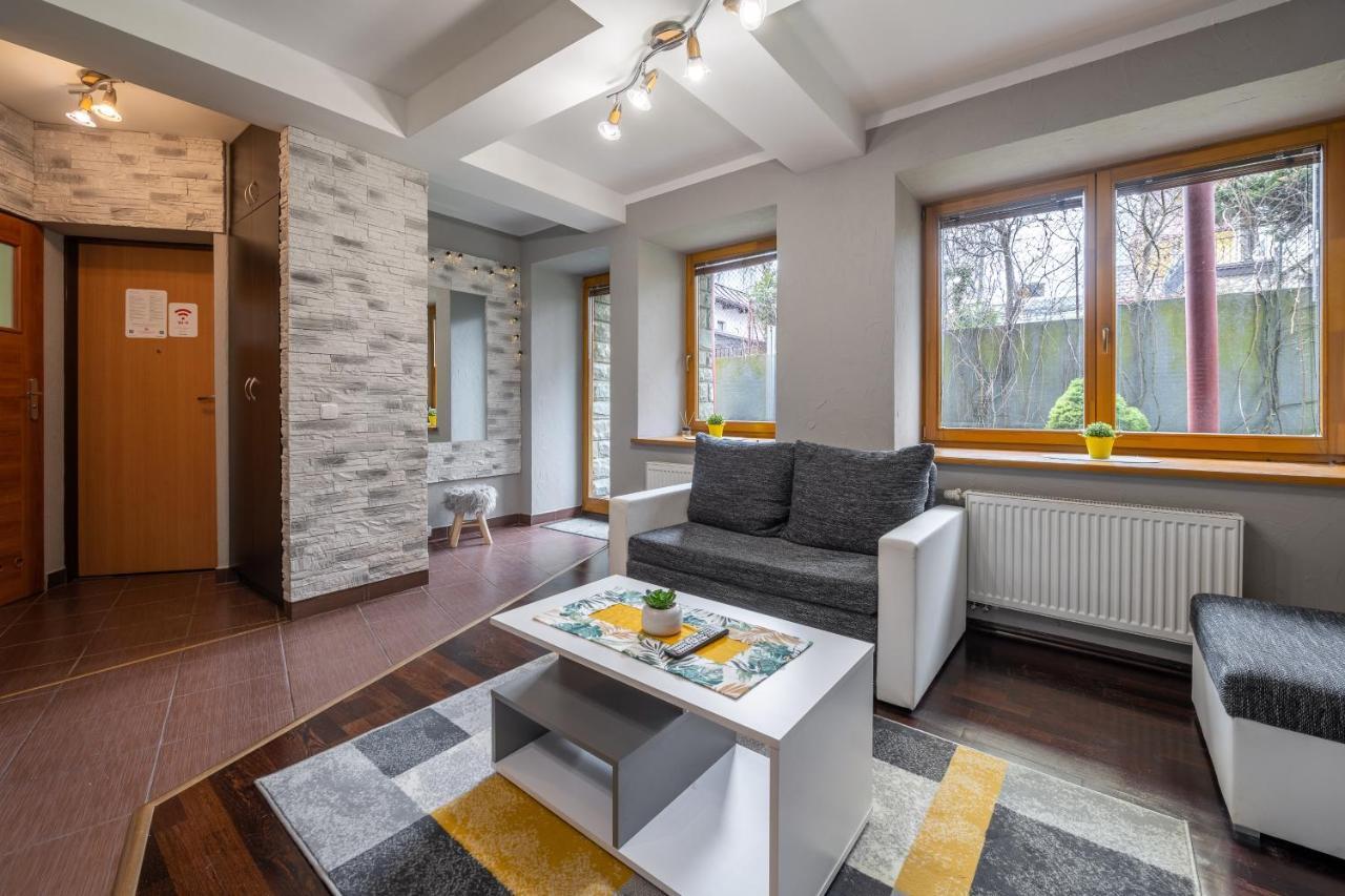 Rentplanet - Apartamenty Krzeptowki ザコパネ エクステリア 写真