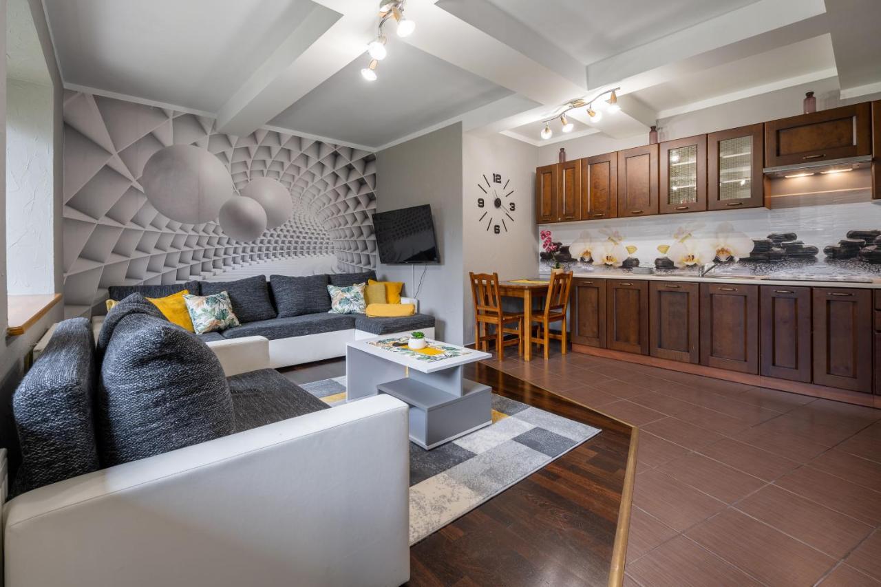 Rentplanet - Apartamenty Krzeptowki ザコパネ エクステリア 写真
