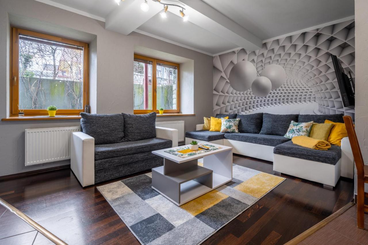 Rentplanet - Apartamenty Krzeptowki ザコパネ エクステリア 写真